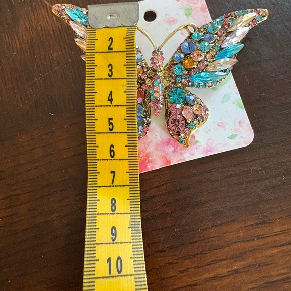Colorful Butterfly Brooch - Picture 5 of 17
